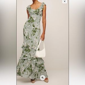 ISO Reformation Tripoli Dress in Teagarden size 8 or 6